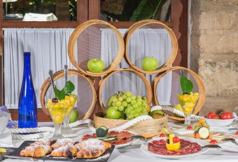 هتل Protur Residencia Son Floriana