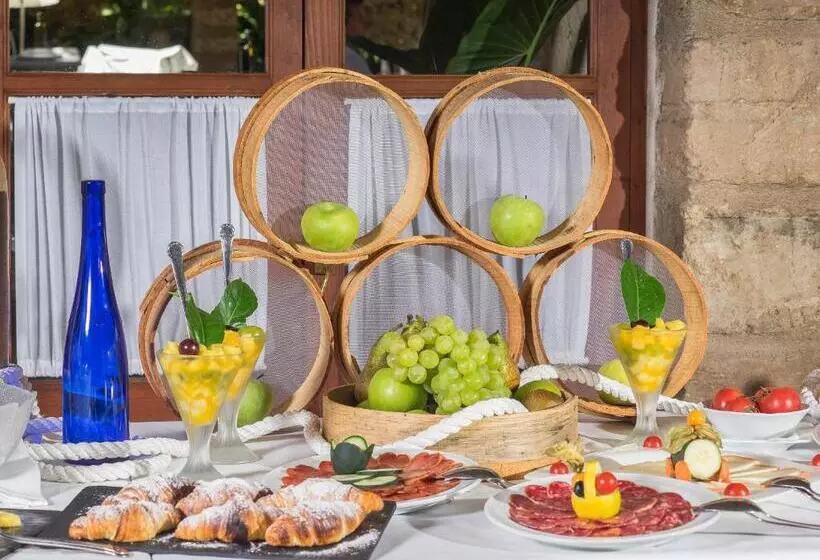 Отель Protur Residencia Son Floriana