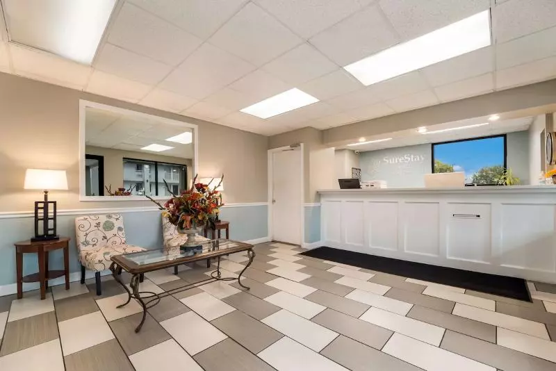 Surestay Hotel By Best Western Columbus Downtown