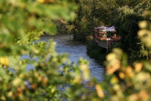 هتل Val De La Cascade