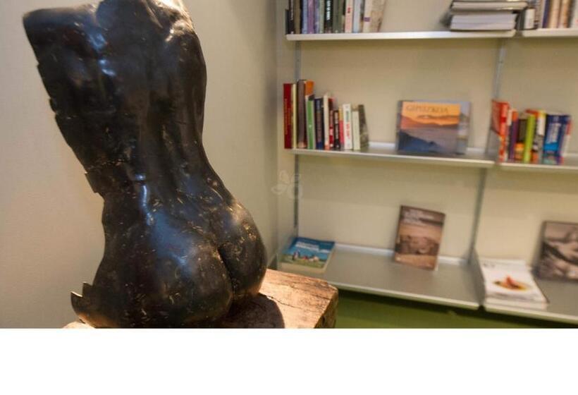 هتل Zaragoza Plaza