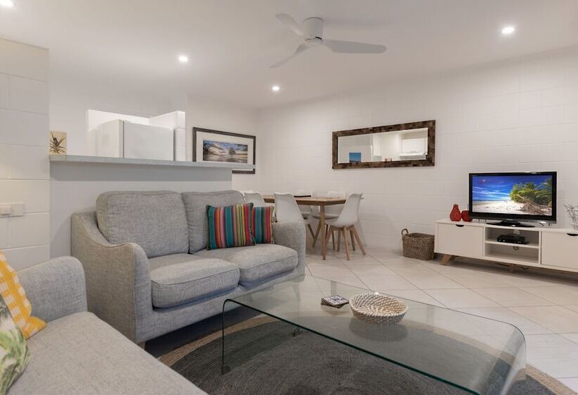 Lychee Tree Holiday Apartments