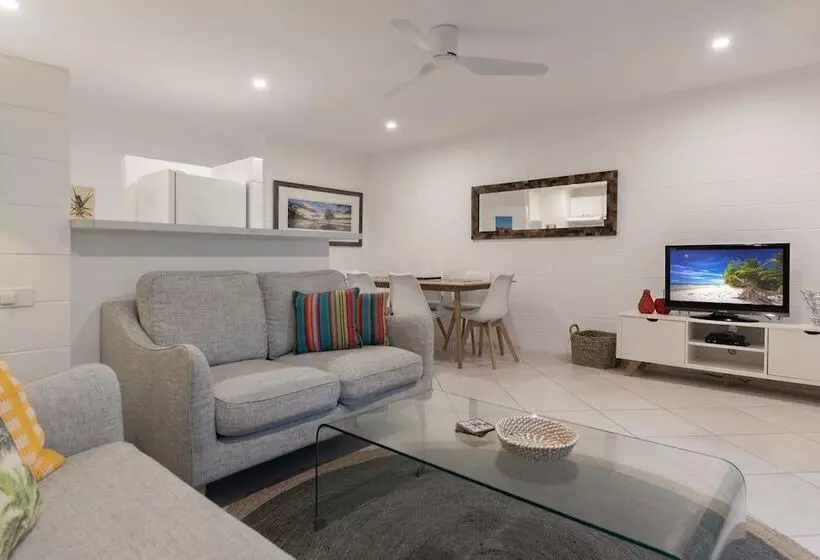 Lychee Tree Holiday Apartments