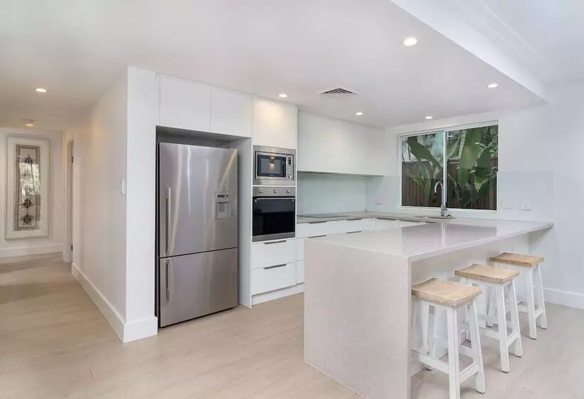 Mandalay Luxury Beachfront Apartments