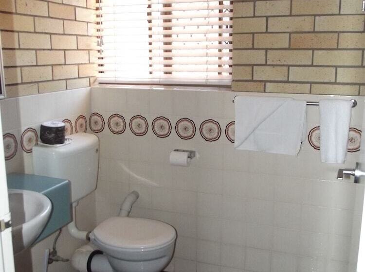 فندق على الطريق Bridge Street Motor Inn