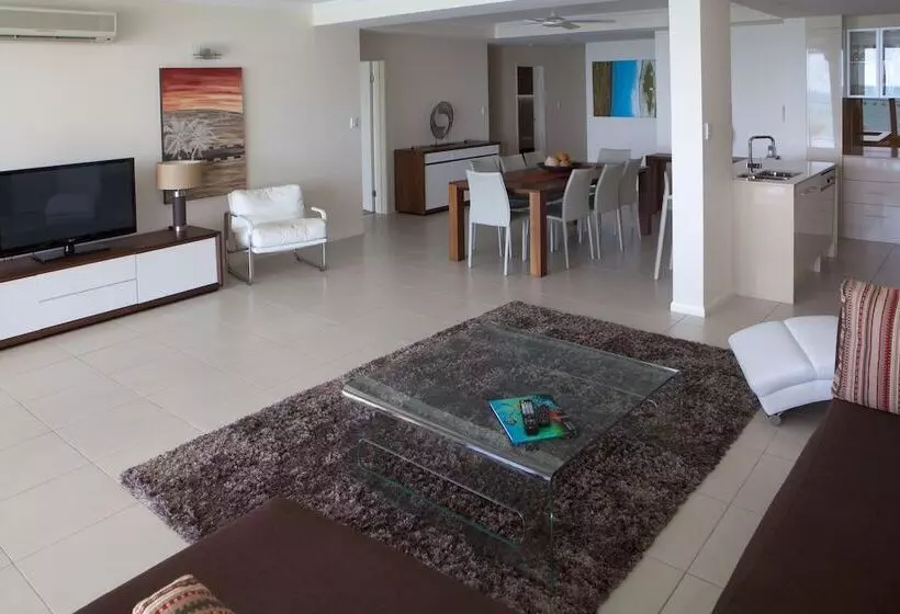 Vue Apartments Trinity Beach