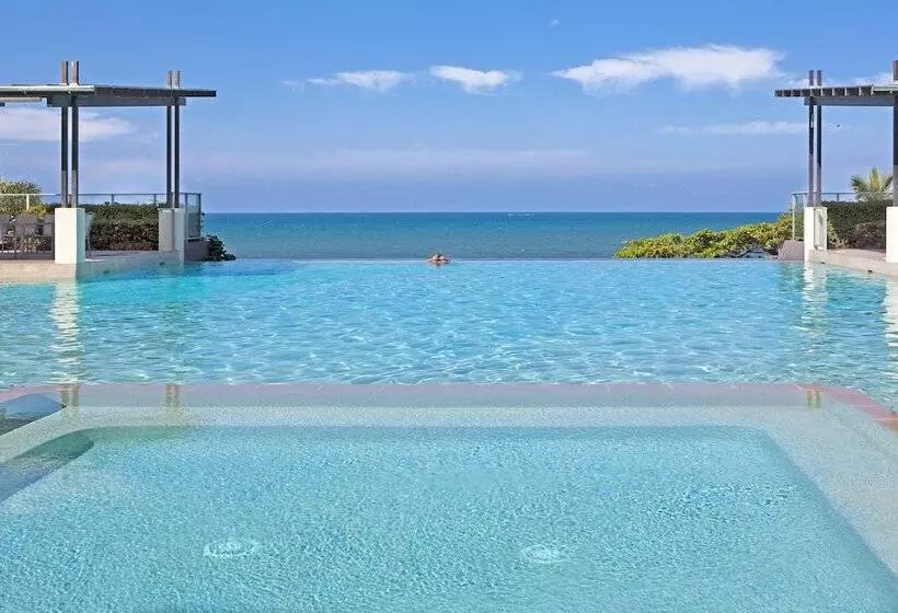 Vue Apartments Trinity Beach