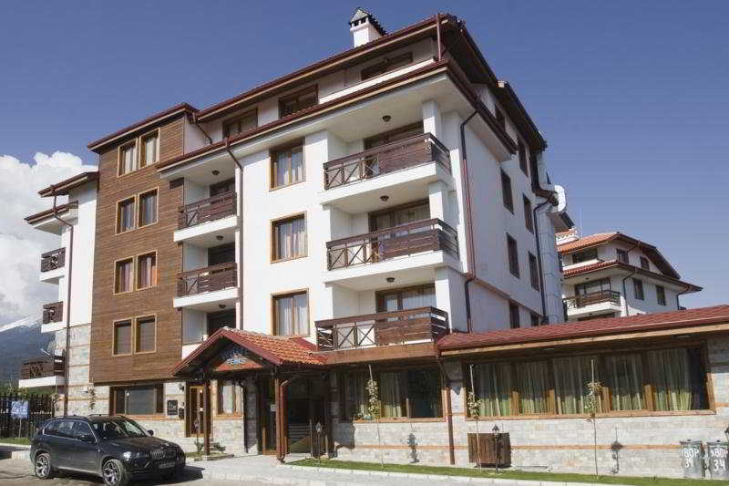 White Peaks Apartment Complex