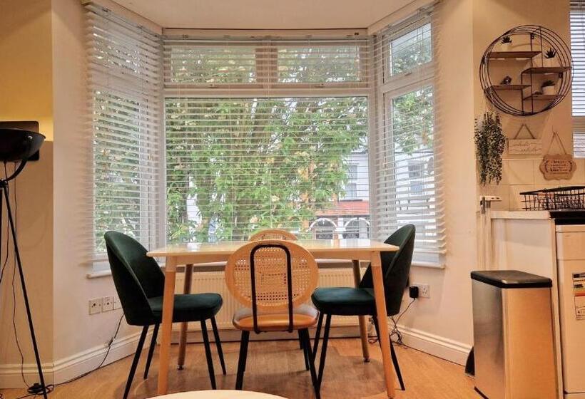 Citystay Albert Apartments In Hendon Nw4