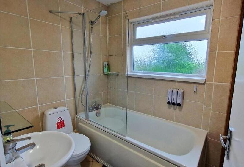 Citystay Albert Apartments In Hendon Nw4