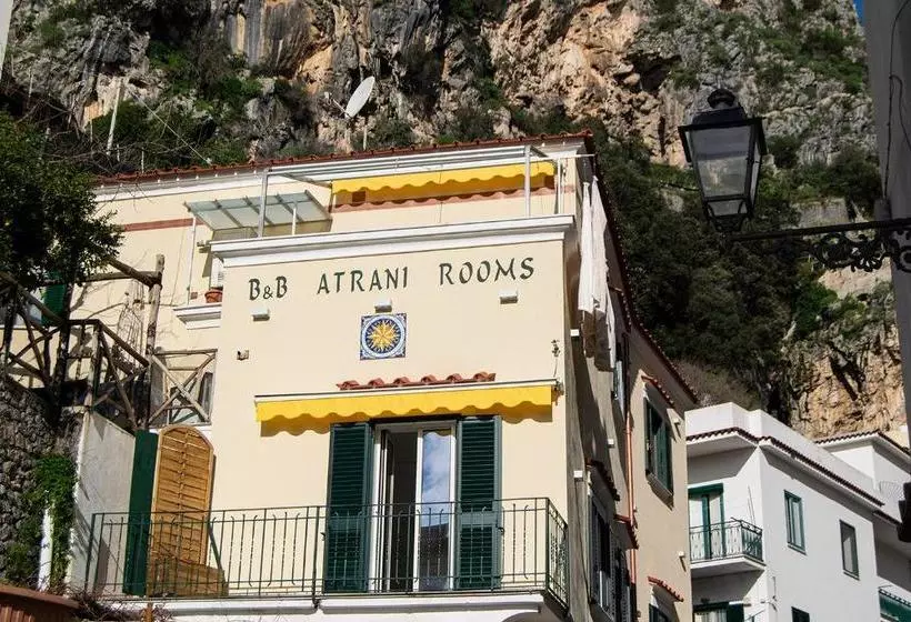 ベッドアンドブレックファースト Atrani Rooms