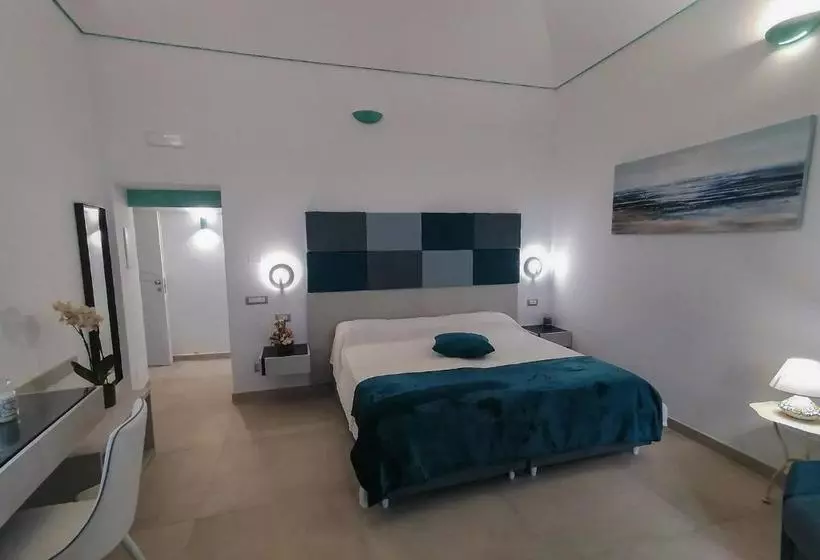 ベッドアンドブレックファースト Atrani Rooms