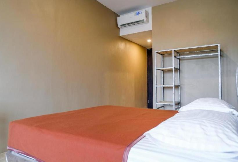 호텔 Graceland Inn Batam Redpartner