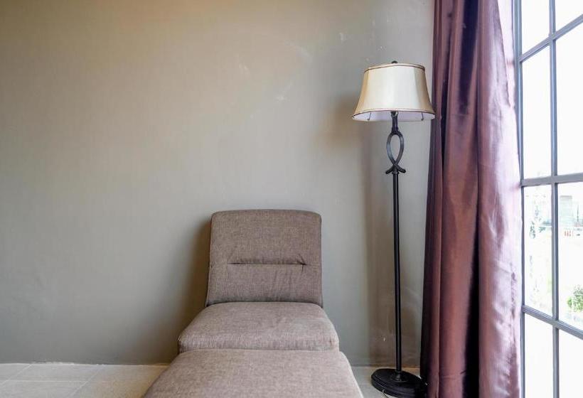 호텔 Graceland Inn Batam Redpartner