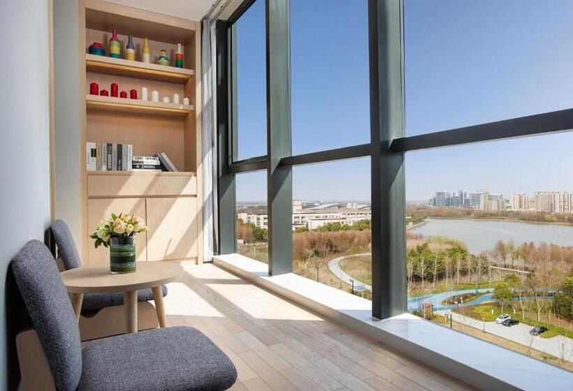 בית מלון כפרי Holiday Inn Shanghai Dishui Lake, An Ihg