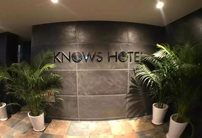 ホテル Knows