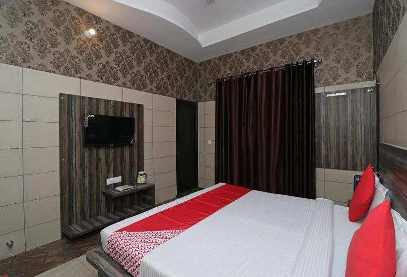 فندق Oyo 8616  Inderlok