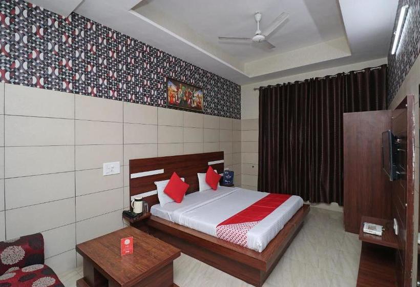 فندق Oyo 8616  Inderlok