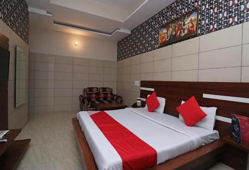 فندق Oyo 8616  Inderlok