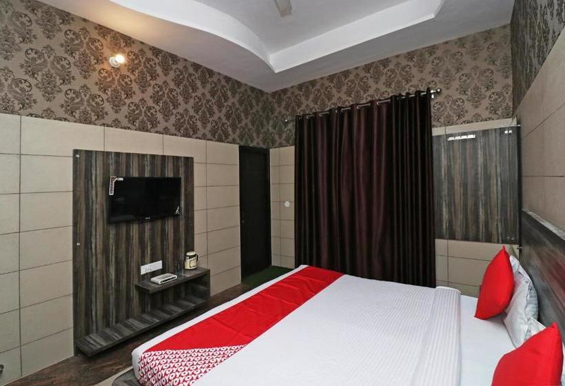 فندق Oyo 8616  Inderlok