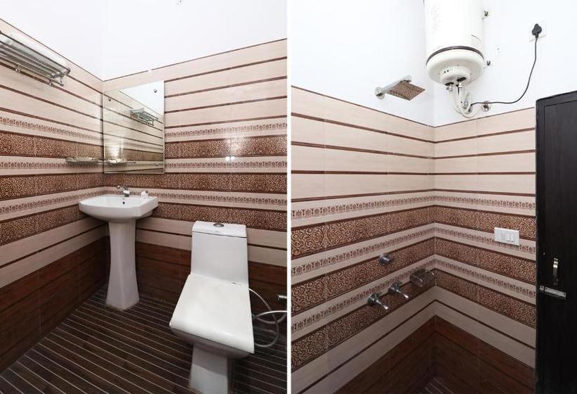 فندق Oyo 8616  Inderlok