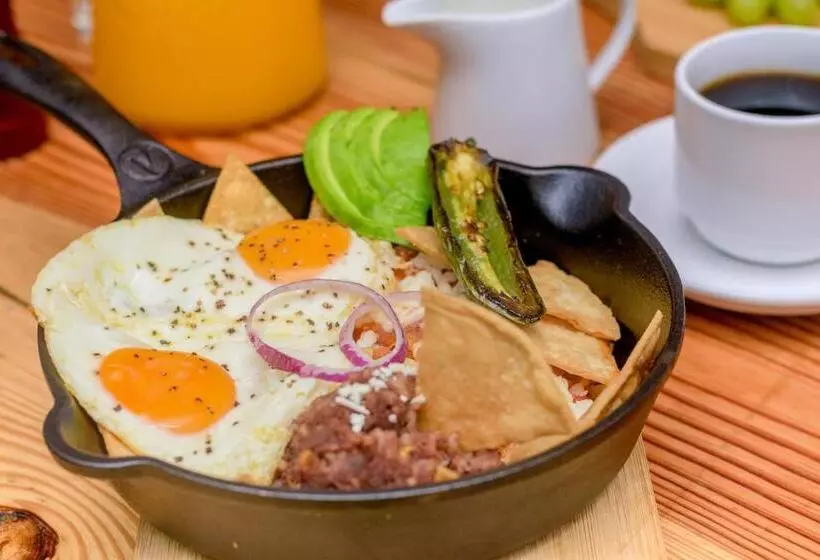 پانسیون Velvet Hostal La Novena