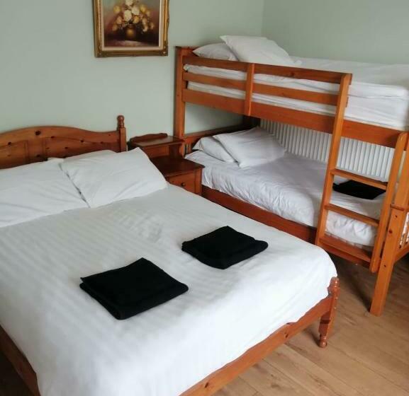 צימר The West Pier Residence