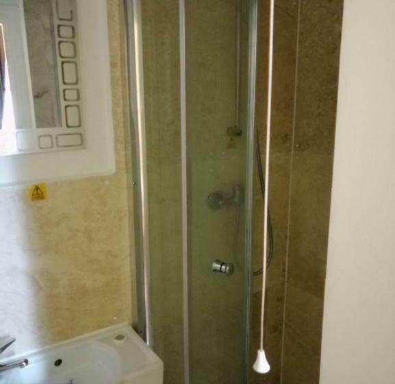 צימר The West Pier Residence