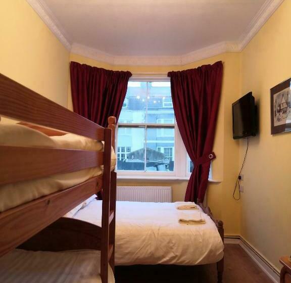 צימר The West Pier Residence