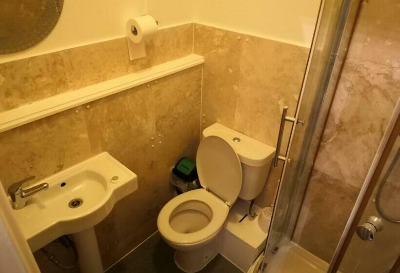 צימר The West Pier Residence