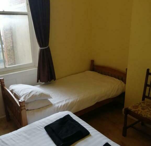 צימר The West Pier Residence