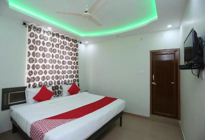 Hotelli Oyo 23253 Baswari