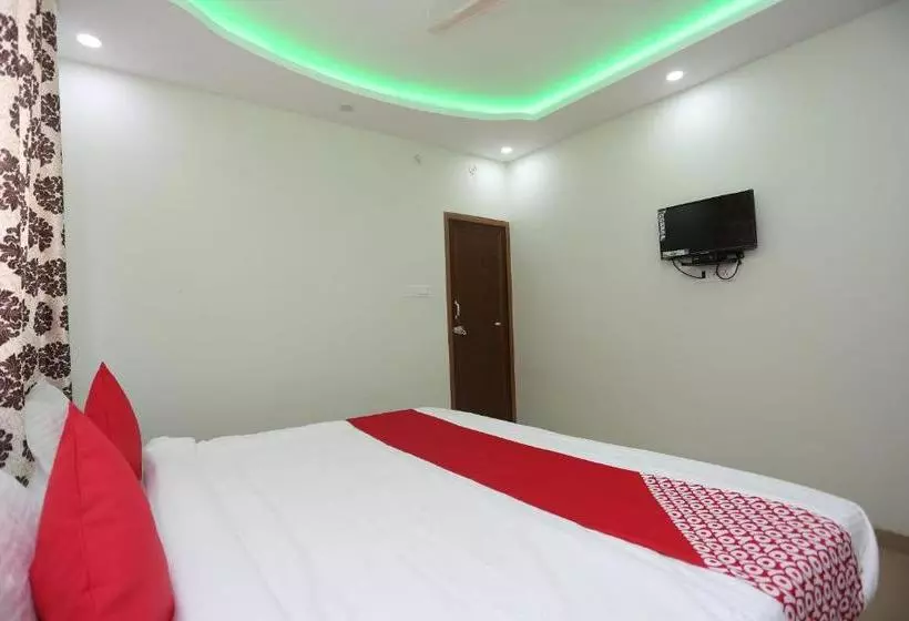 Hotelli Oyo 23253 Baswari