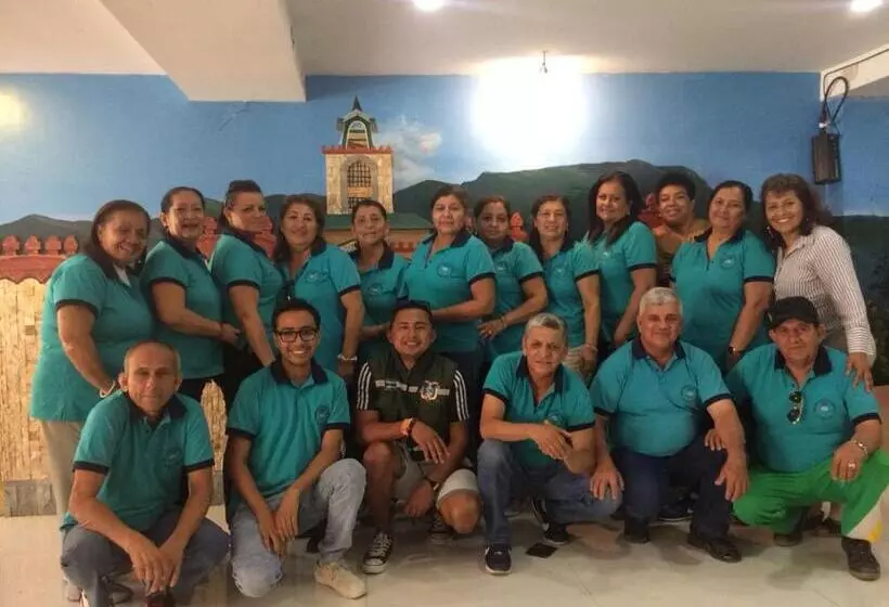 هتل Virgen Del Cisne