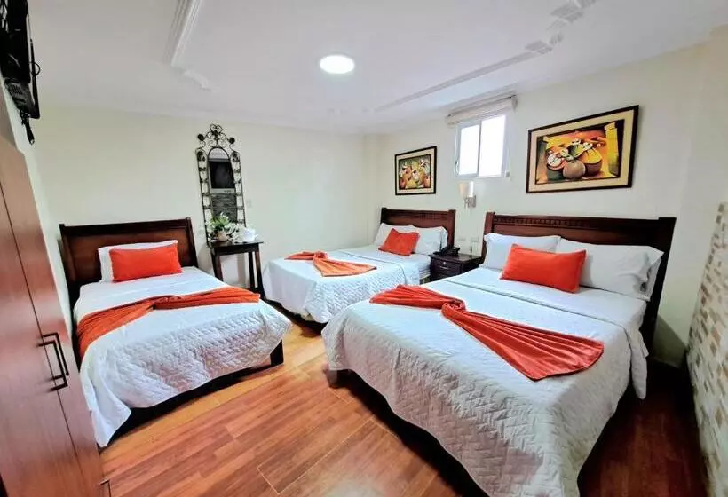 هتل Virgen Del Cisne