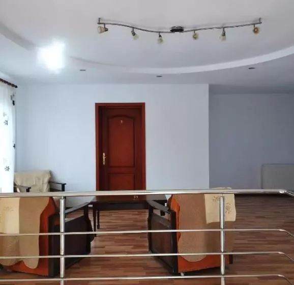 ペンション Casa Alex