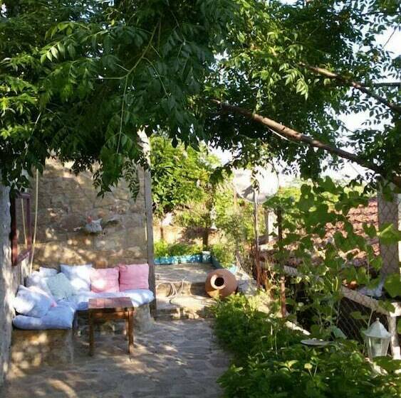 פנסיון Dimitri Ada Evi & Restaurant