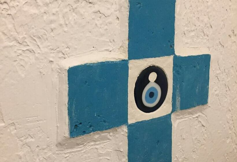 פנסיון Dimitri Ada Evi & Restaurant