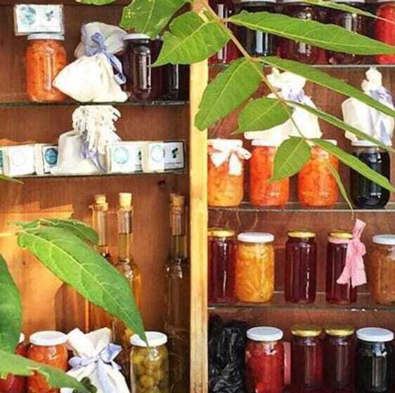 פנסיון Dimitri Ada Evi & Restaurant