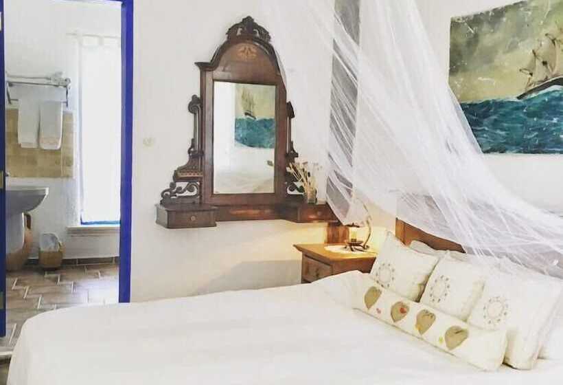 פנסיון Dimitri Ada Evi & Restaurant