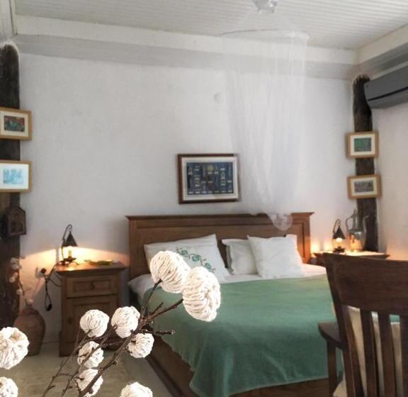 פנסיון Dimitri Ada Evi & Restaurant