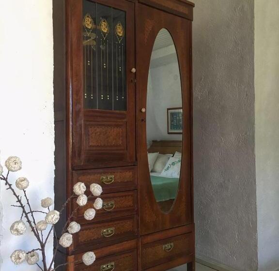 פנסיון Dimitri Ada Evi & Restaurant