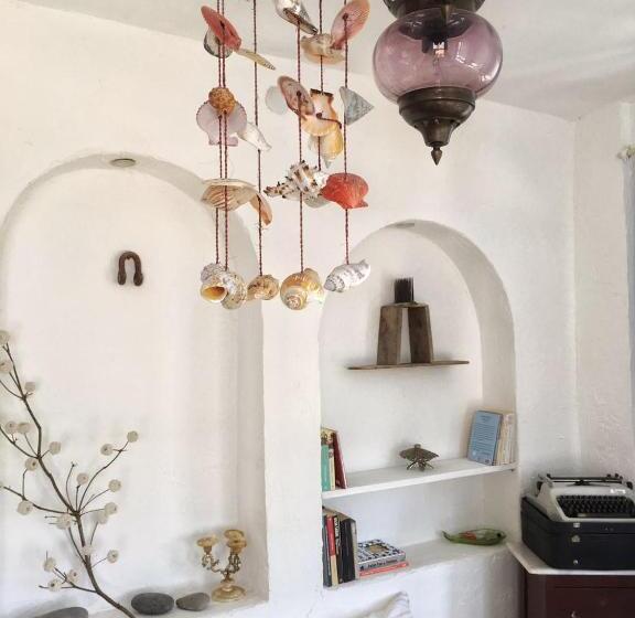 פנסיון Dimitri Ada Evi & Restaurant