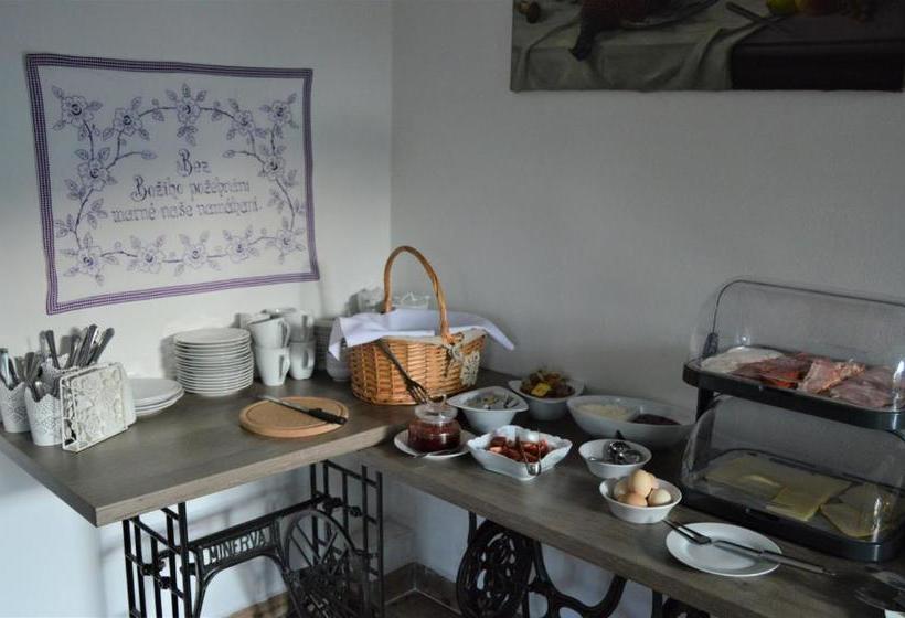 ペンション Penzion Pod Rozhlednou