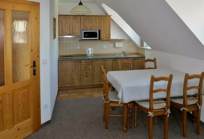 Majatalo Selský Dvůr 2