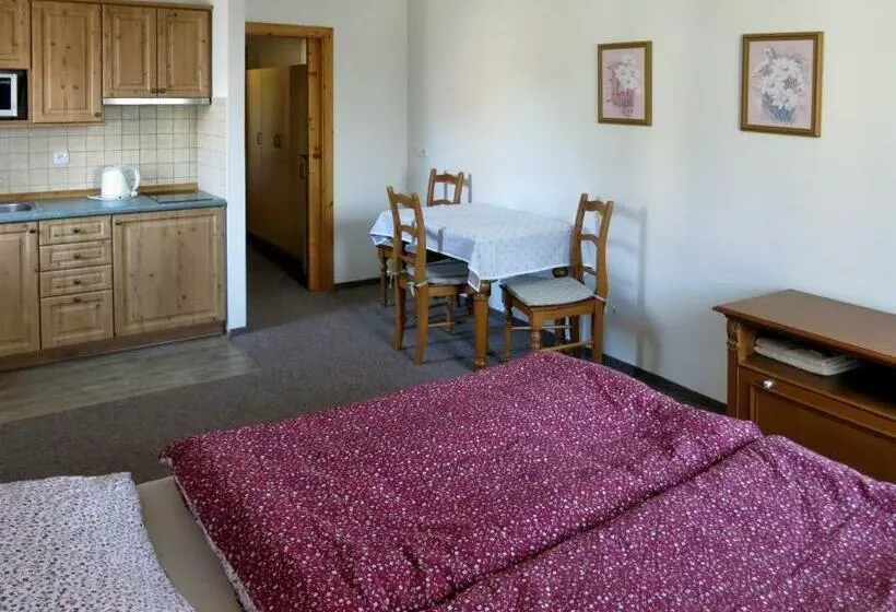 Majatalo Selský Dvůr 2