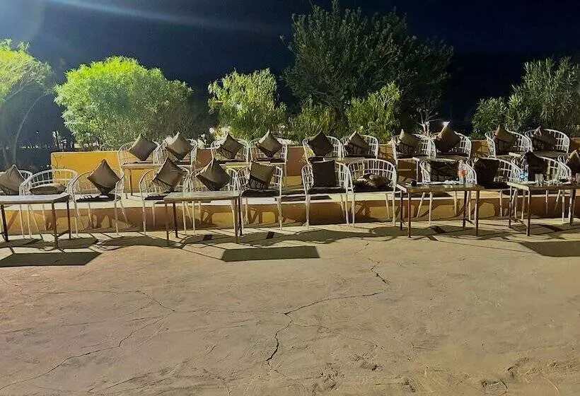 Hotelli Amazing Desert Camp