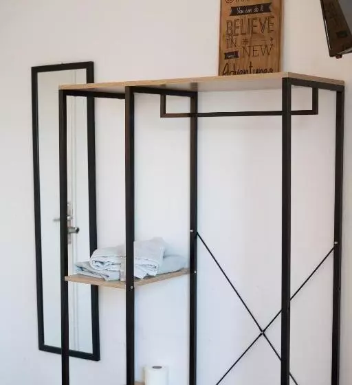 Hotelli Capstay   Trith Netflix