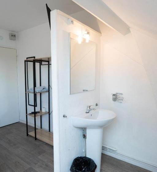 فندق Capstay   Trith Netflix