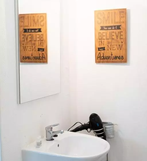 Hotelli Capstay   Trith Netflix